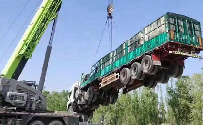 郎溪道路脱困救援案例